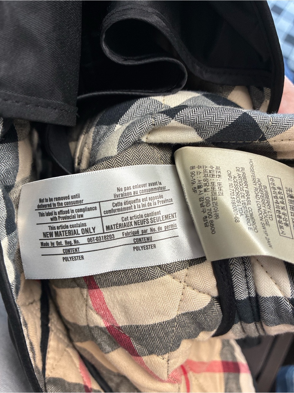 Burberry Black Quilted Women's Puffer Jacket - Picture 6 of 8